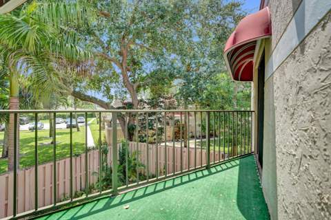 4260 Village Drive #D, Delray Beach FL - photo 21 of 33