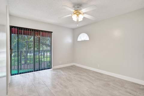 4260 Village Drive #D, Delray Beach FL - photo 13 of 24