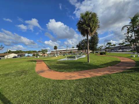 1000 SW 10th Avenue #19p, Hallandale Beach FL - photo 17 of 18