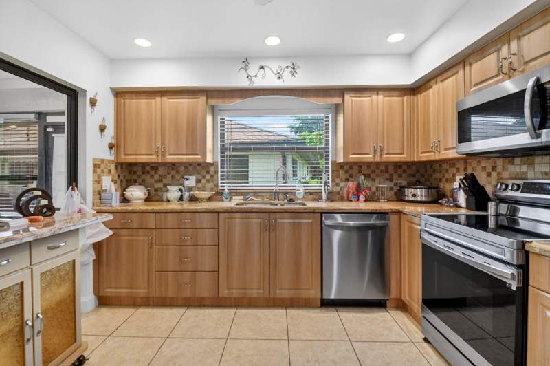 2 bedroom Villa at 4735 Quailwood Way #A, Greentree Villas Condo, Boynton Beach — photo 3