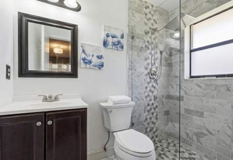 5330 Mendoza Street, West Palm Beach FL - photo 11 of 23