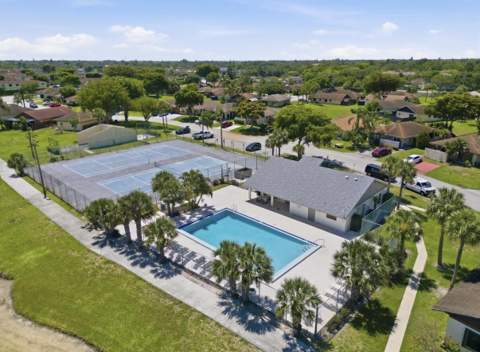 5330 Mendoza Street, West Palm Beach FL - photo 15 of 23