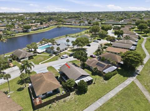 5330 Mendoza Street, West Palm Beach FL - photo 20 of 23