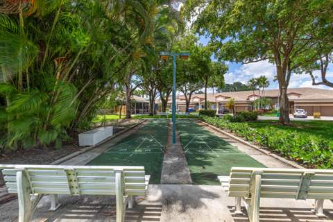10168 Lombardy Drive, Tamarac FL - photo 6 of 38