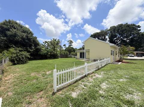 4905 Williams Road, Palm Beach Gardens FL - photo 11 of 38