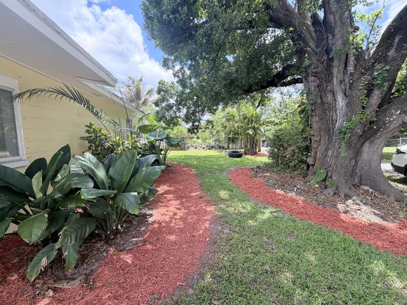 3 bedroom Single Family Residence at 4905 Williams Road, Highland Pines, Palm Beach Gardens — photo 2