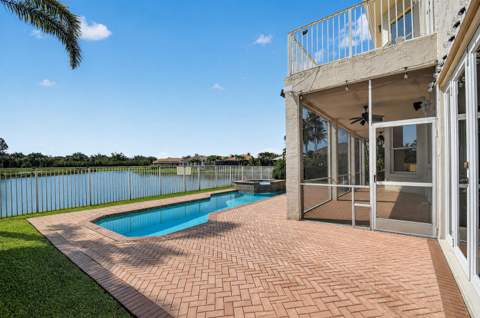 2214 Ridgewood Circle, Royal Palm Beach FL - photo 13 of 49