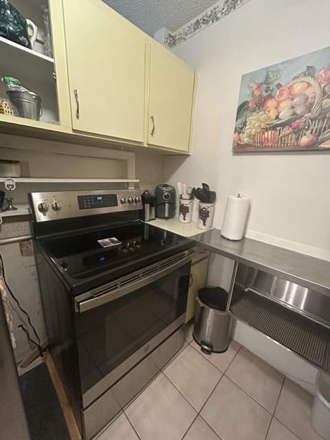900 SW 10th Terrace #S20, Hallandale Beach FL - photo 12 of 20