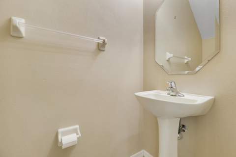 2122 SE Grand Drive, Port St. Lucie FL - photo 17 of 38