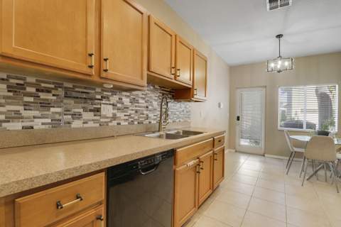 2122 SE Grand Drive, Port St. Lucie FL - photo 11 of 38
