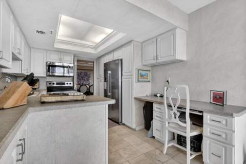1900 Consulate Place #1705, West Palm Beach FL - photo 21 of 60