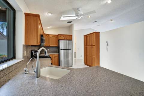 2395 NW 15th Street, Delray Beach FL - photo 10 of 66