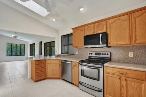 2395 NW 15th Street, Delray Beach FL - photo 7 of 66