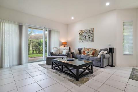 2568 Sandy Cay, West Palm Beach FL - photo 16 of 44