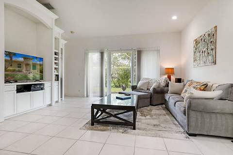 2568 Sandy Cay, West Palm Beach FL - photo 17 of 44