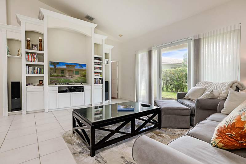 3 bedroom Villa at 2568 Sandy Cay, Andros Isles, West Palm Beach — photo 4