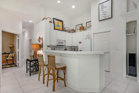 2568 Sandy Cay, West Palm Beach FL - photo 10 of 44
