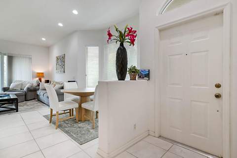 2568 Sandy Cay, West Palm Beach FL - photo 21 of 44