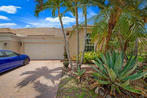 2568 Sandy Cay, West Palm Beach FL - photo 7 of 44