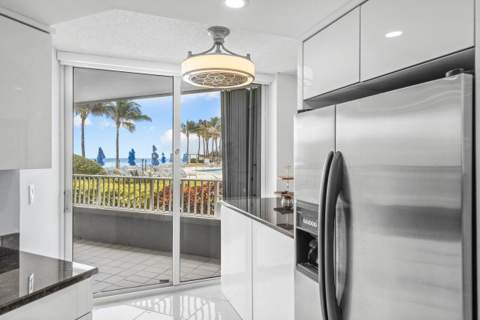 5200 N Ocean Drive #102, Singer Island FL - photo 15 of 39