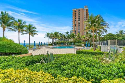 5200 N Ocean Drive #102, Singer Island FL - photo 22 of 39