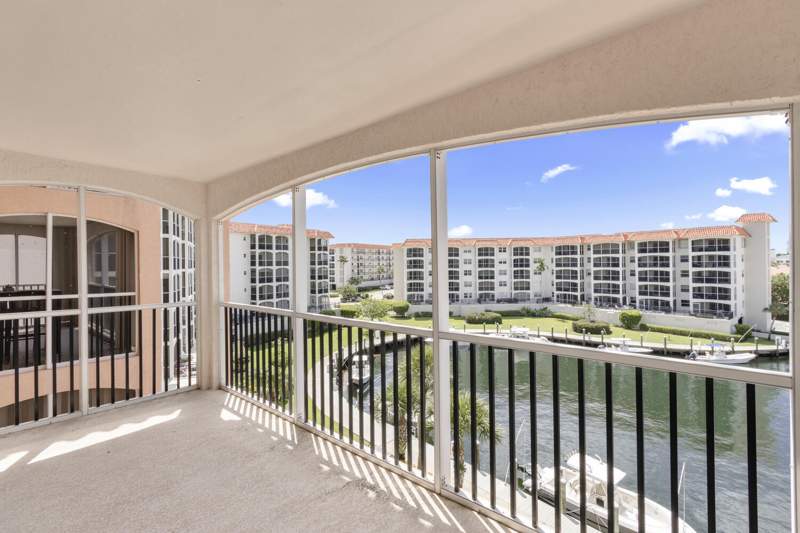1 bedroom Condominium at 2871 N Ocean Boulevard #V443, San Remo Condo, Boca Raton — photo 5