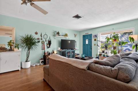 1525 N M Street, Lake Worth Beach FL - photo 7 of 35