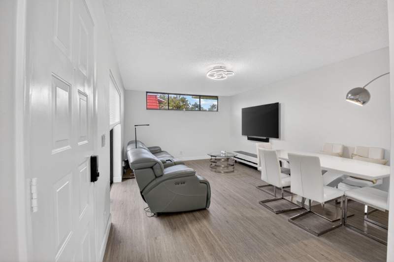 2 bedroom Townhouse at 8385 Trent Court #D, Boca Rio North, Boca Raton — photo 4