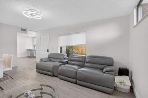 8385 Trent Court #D, Boca Raton FL - photo 8 of 49
