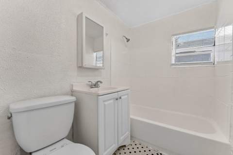 2917 NW 7th Court #2917, Fort Lauderdale FL - photo 12 of 22