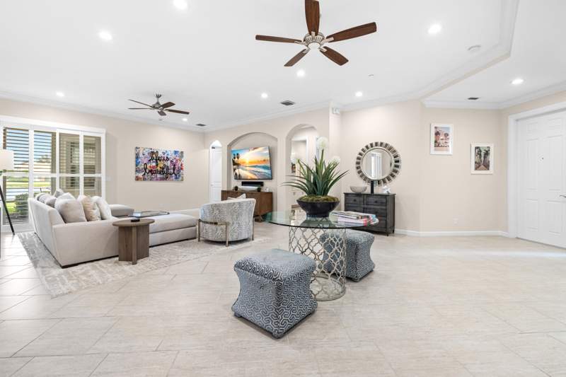 2 bedroom Condominium at 111 Tresana Boulevard #27, Jupiter Country Club, Jupiter — photo 4