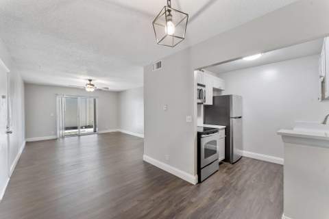 1500 N Congress Avenue #C19, West Palm Beach FL - photo 7 of 25