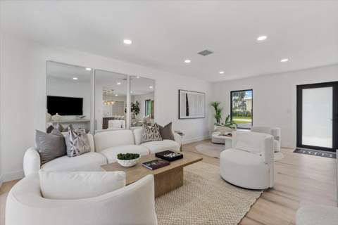 4721 Bayview Drive, Fort Lauderdale FL - photo 7 of 25
