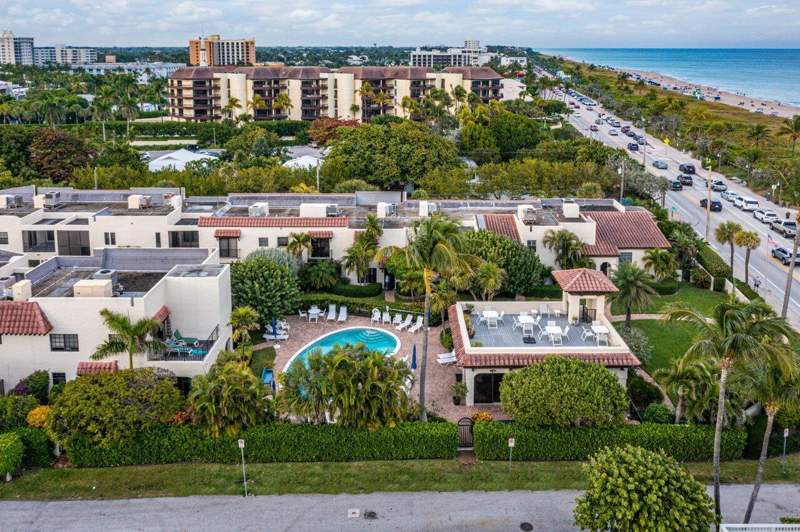 3 bedroom Townhouse at 200 S Ocean Boulevard #A-105, Jardin Del Mar Cond, Delray Beach — photo 4