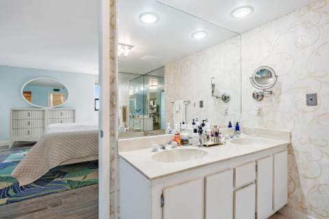 5280 N Ocean Drive #8b, Riviera Beach FL - photo 20 of 32