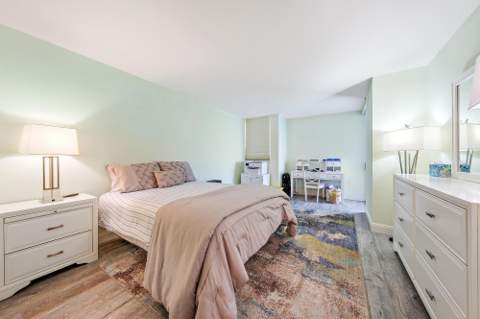 5280 N Ocean Drive #8b, Riviera Beach FL - photo 21 of 32