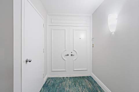 5280 N Ocean Drive #8b, Riviera Beach FL - photo 8 of 32