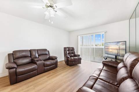 2682 S Garden Dr S #309, Lake Worth FL - photo 15 of 28