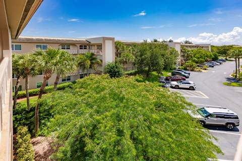 4302 Martinique Circle #H3, Coconut Creek FL - photo 19 of 23
