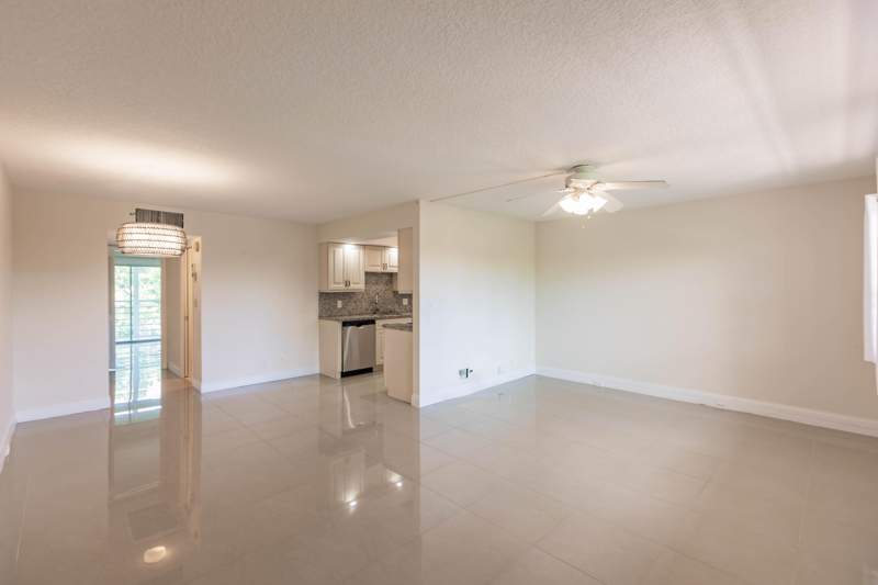 1 bedroom Condominium at 4302 Martinique Circle #H3, Martinique Village II E Condo, Coconut Creek — photo 2