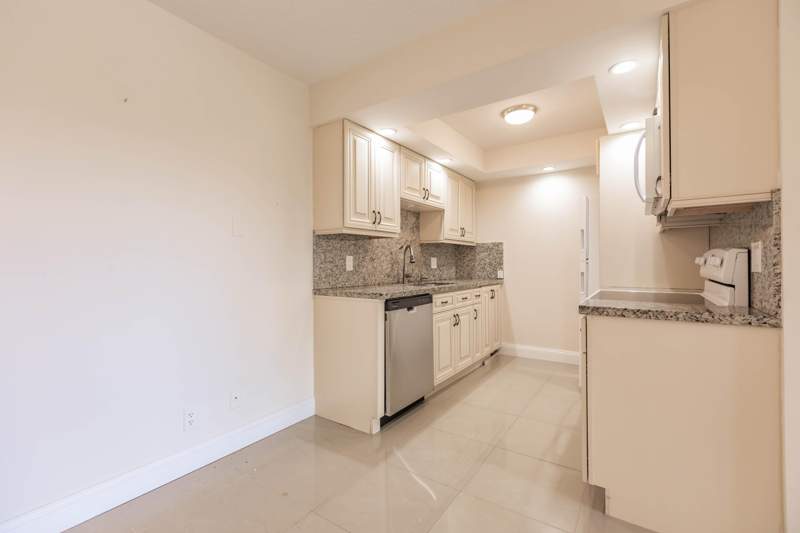 1 bedroom Condominium at 4302 Martinique Circle #H3, Martinique Village II E Condo, Coconut Creek — photo 3