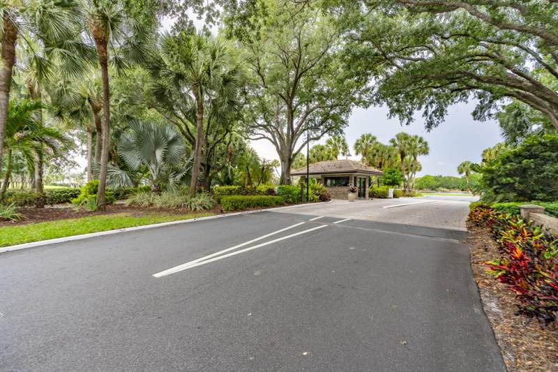 3 bedroom Single Family Residence at 1543 SW Troon Circle, Pipers Landing, Palm City — photo 5