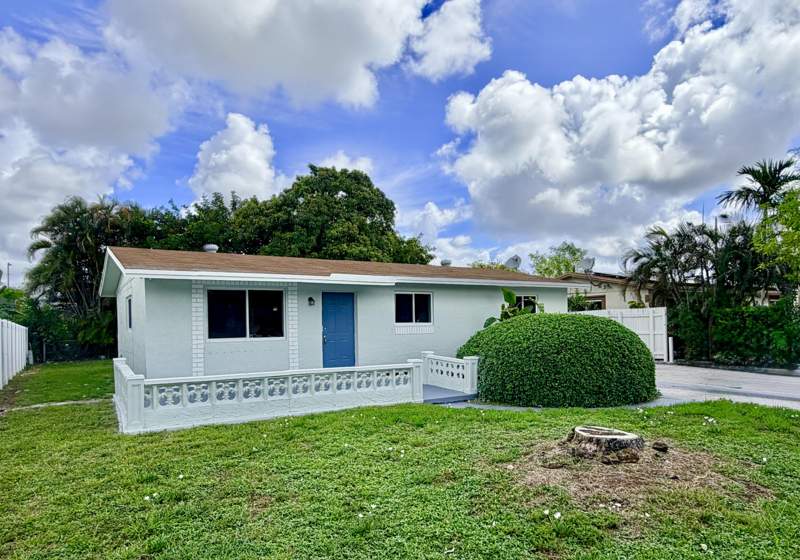 3 bedroom Single Family Residence at 2811 NW 8th Street, Collier City Add, Pompano Beach — photo 2