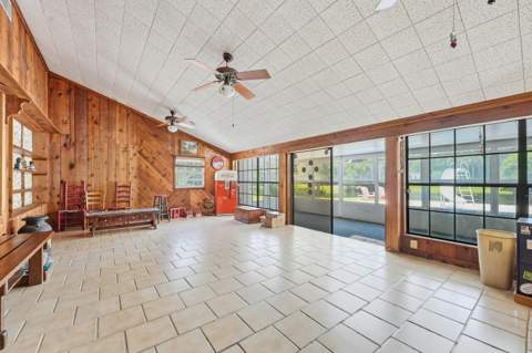7689 Lawrence Road, Boynton Beach FL - photo 7 of 41