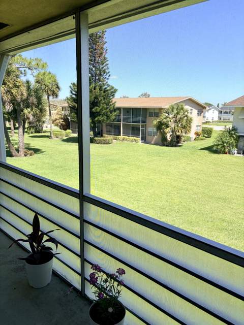 14 Easthampton A, West Palm Beach FL - photo 9 of 26