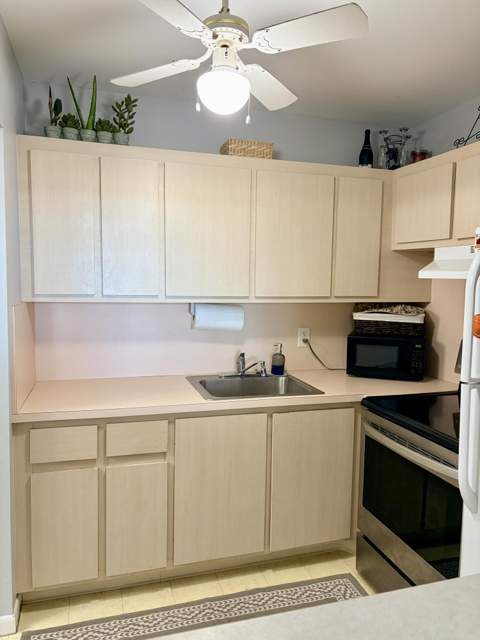 14 Easthampton A, West Palm Beach FL - photo 16 of 26