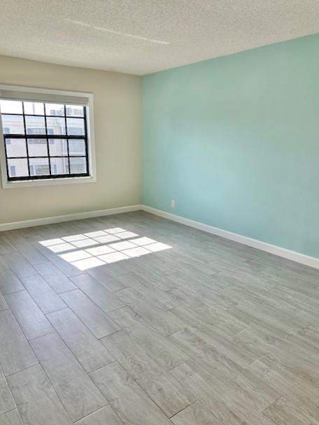 130 Cypress Club Drive #Apt 323, Pompano Beach FL - photo 16 of 31