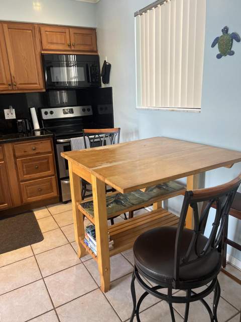 322 Harding Street #B205, Hollywood FL - photo 11 of 18