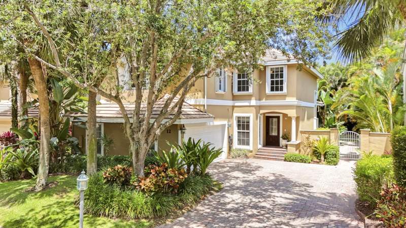 4 bedroom Single Family Residence at 12 Grand Bay Circle, Oak Harbour 3, Juno Beach — photo 4