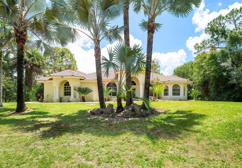 4 bedroom Single Family Residence at 4956 200th Trail, The Acreage , Loxahatchee — photo 2